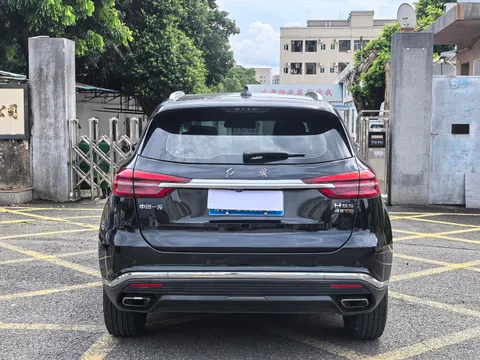Hongqi HS5