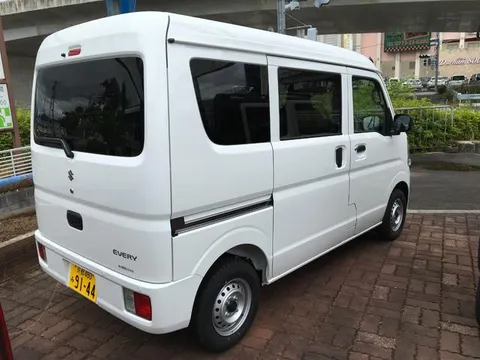Suzuki Every