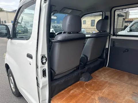 Toyota TownAce Van