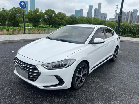 Hyundai Elantra (Avante)