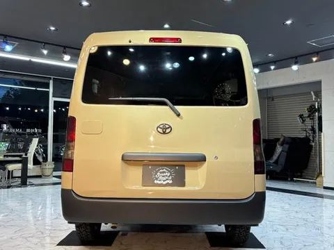 Toyota TownAce Van