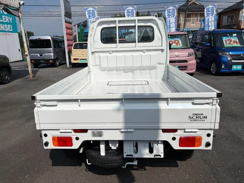 Mazda Scrum Truck