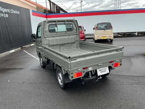 Nissan Clipper Truck