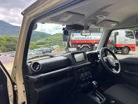 Suzuki Jimny Nomade