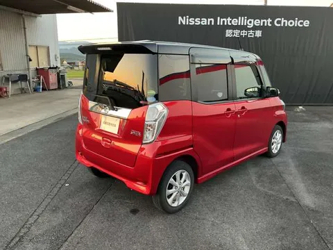 Nissan Dayz Roox