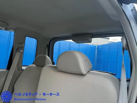 Nissan Otti