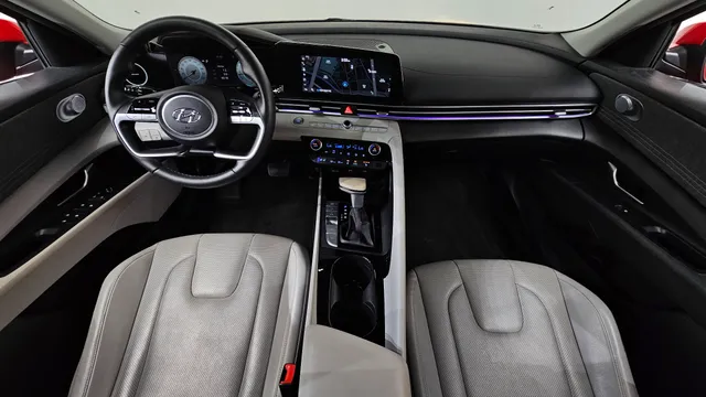 Hyundai Elantra (Avante)