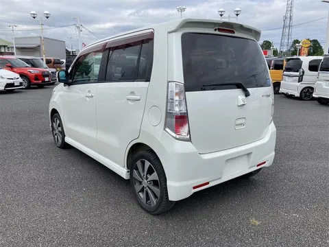Suzuki Wagon R Stingray