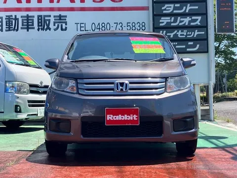 Honda Freed Spike