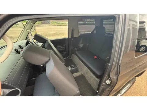 Nissan KIX