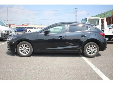 Mazda Axela Sport