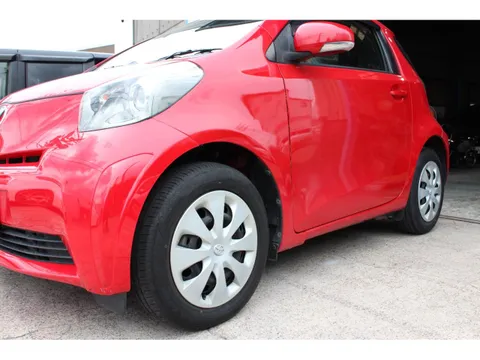 Toyota iQ