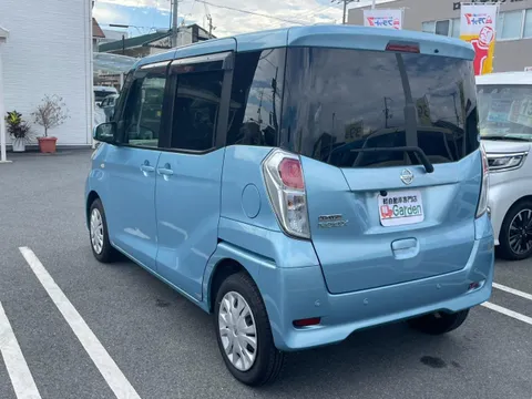 Nissan Dayz Roox