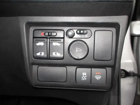 Honda Freed Spike