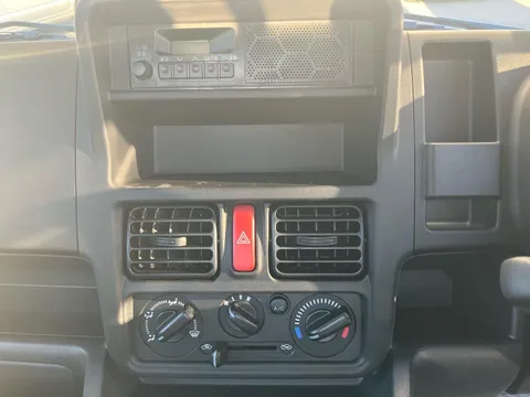 Nissan Clipper Truck