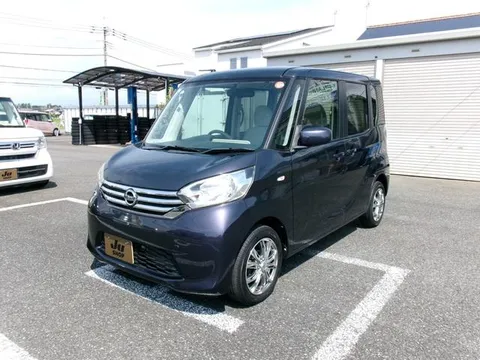 Nissan Dayz Roox