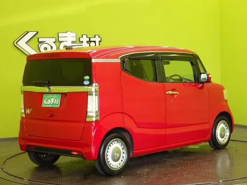 Honda N-BOX Slash