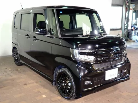 Honda N-BOX Custom