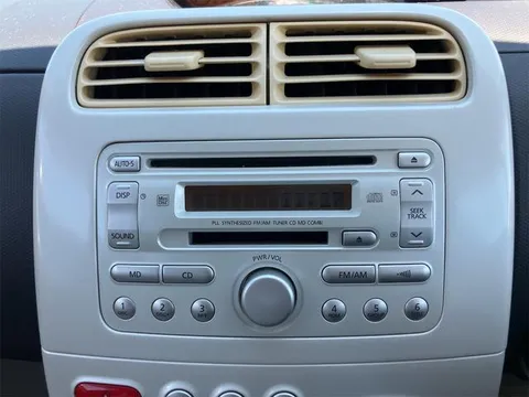 Nissan Otti