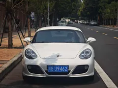 Porsche Cayman