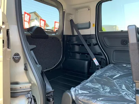 Suzuki Spacia Base