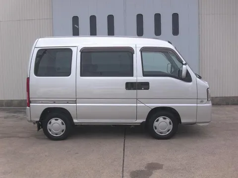 Subaru Sambar Van