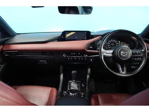 Mazda MAZDA3 Fastback