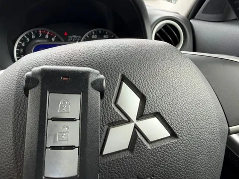 Mitsubishi eK Space Custom