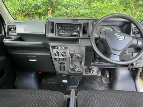 Daihatsu Hijet Cargo