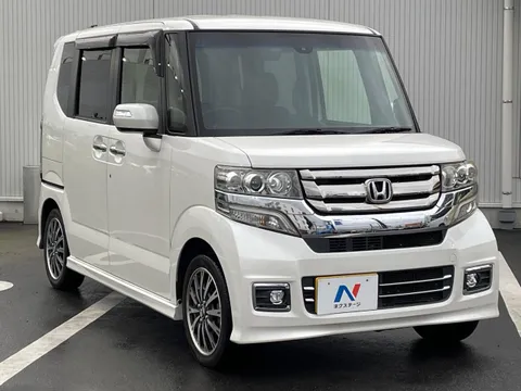 Honda N-BOX Custom