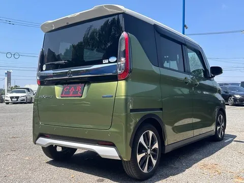 Mitsubishi eK X Space