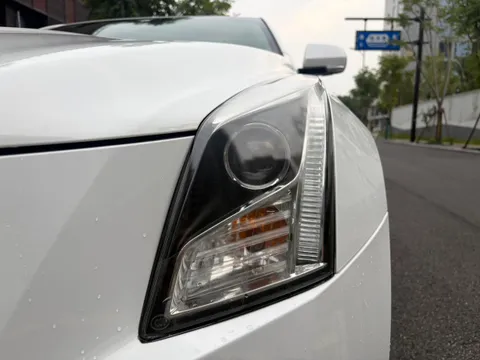 Cadillac ATS-L
