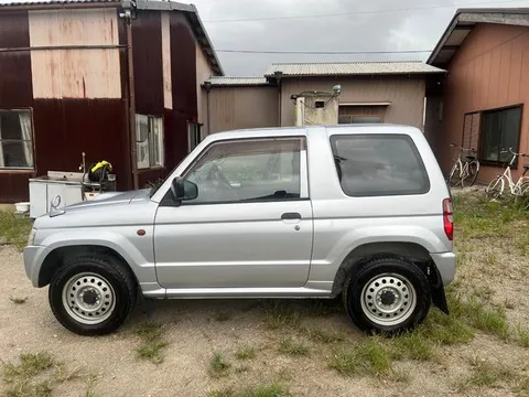 Nissan KIX