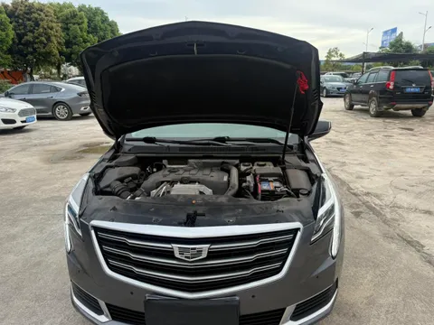 Cadillac XTS