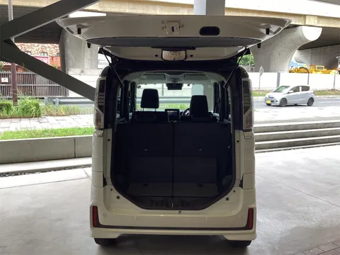 Suzuki Spacia Custom