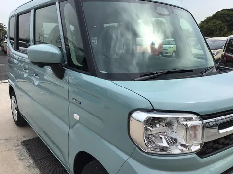 Suzuki Spacia
