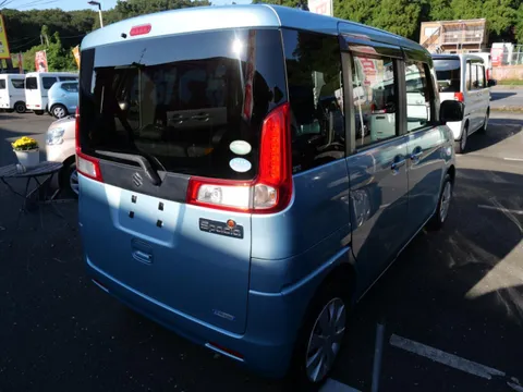 Suzuki Spacia