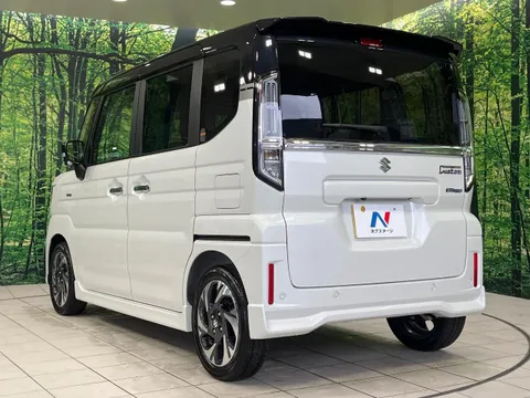 Suzuki Spacia Custom