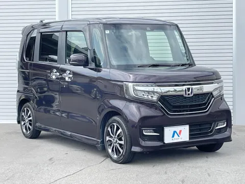 Honda N-BOX Custom