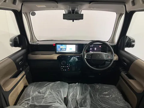 Mitsubishi Delica Mini