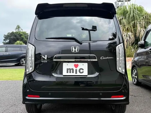 Honda N-WGN Custom