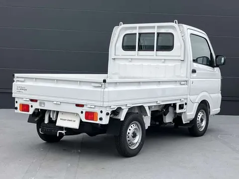 Nissan Clipper Truck