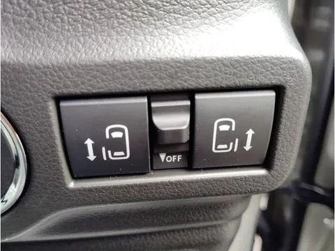Suzuki Spacia Gear