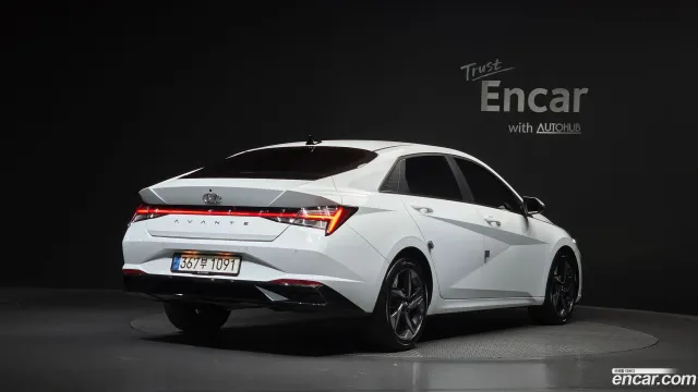 Hyundai Elantra (Avante)