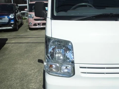 Mitsubishi Minicab Van