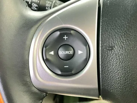Honda N-BOX Slash