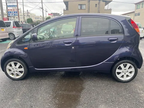 Mitsubishi I