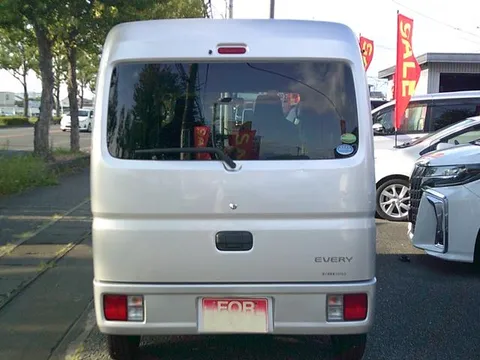 Suzuki Every