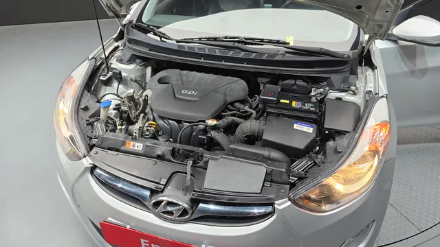 Hyundai Elantra (Avante)