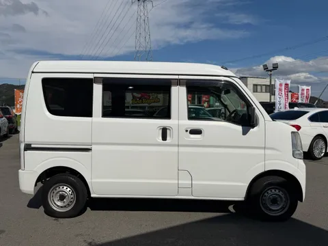 Nissan Clipper